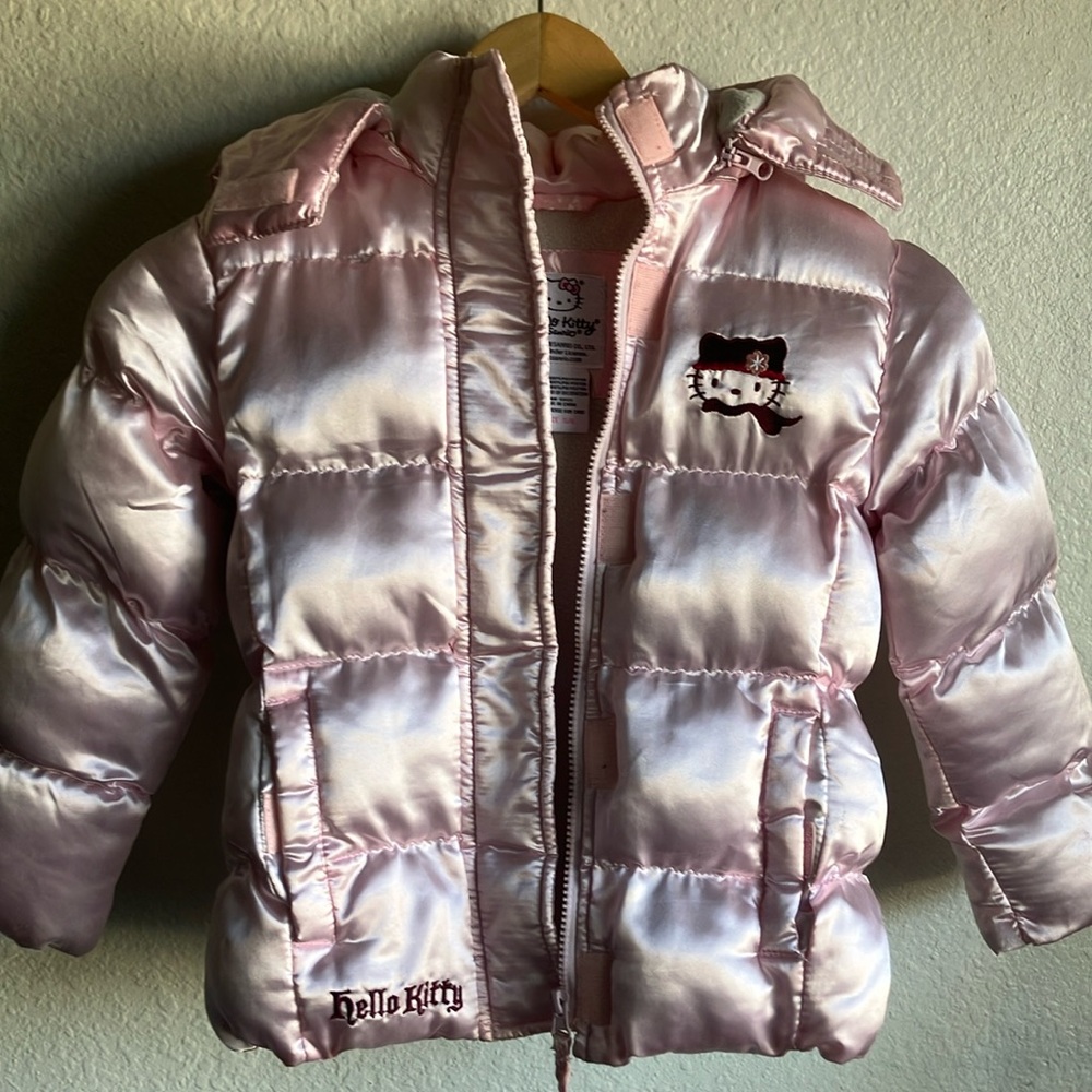 HELLO KITTY puffer SZ 5/6